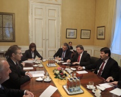 7. октобар 2013. Председник Народне скупштине у разговору са председником Мађарскe 